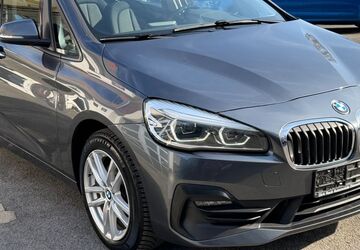 BMW 218 158.047 km 11.900 &euro; Düsseldorf 40231