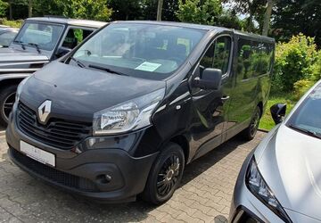 Renault Trafic 99.802 km 18.910 &euro; Wachtendonk 47669