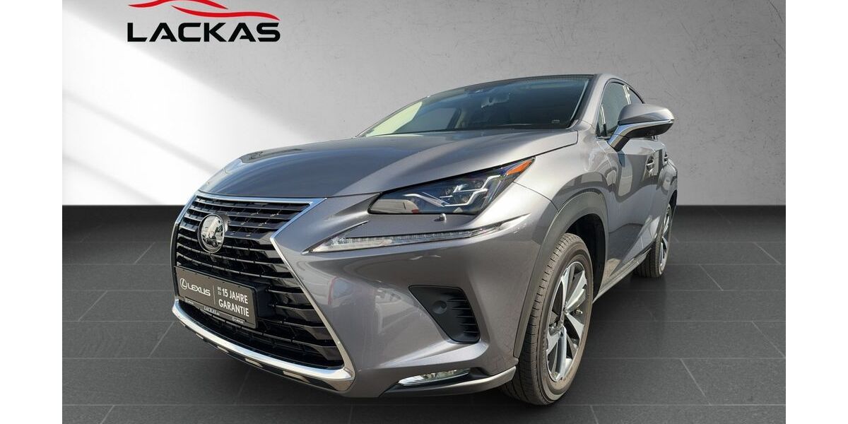 Lexus NX 300 83.650 km 35.490 &euro; Wesel 46485