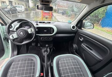Renault Twingo 68.000 km 10.999 &euro; Duisburg 47137