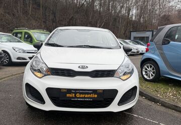 Kia Rio 95.610 km 4.999 &euro; Essen 45145