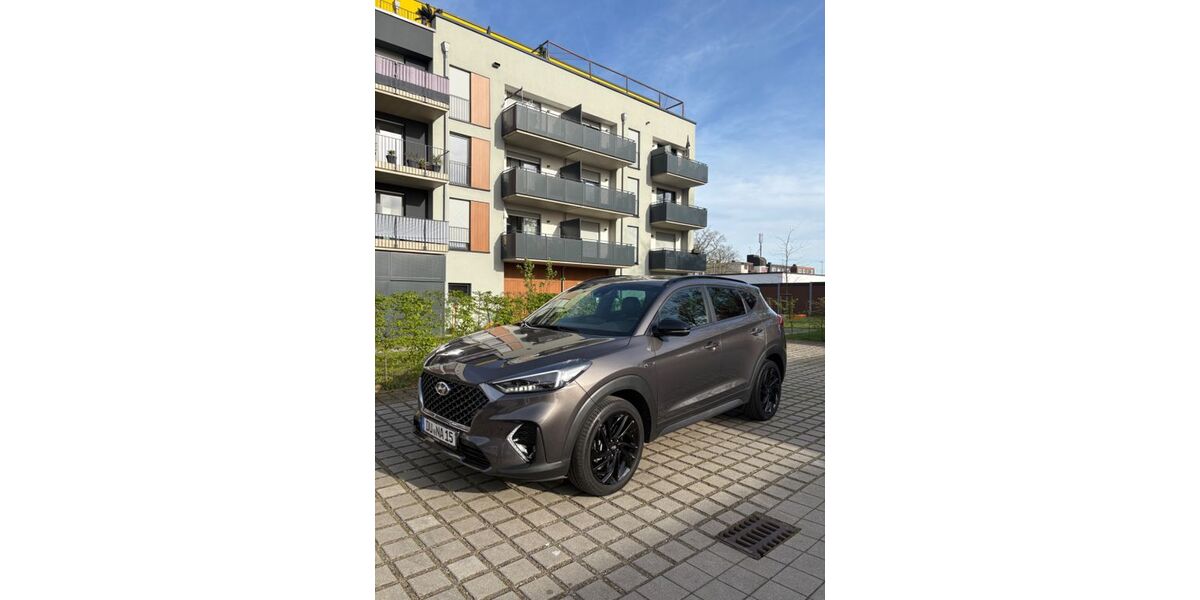 Hyundai TUCSON 33.383 km 22.999 &euro; Duisburg 47055