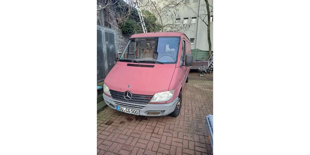 Mercedes-Benz Sprinter 147.000 km 6.500 &euro; Duisburg 47058