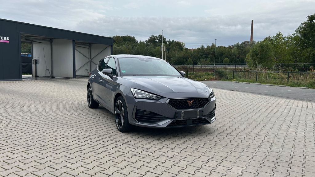 Cupra Leon 47.500 km 22.499 &euro; Kempen 47906