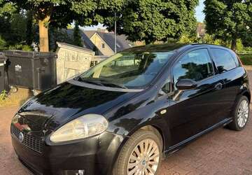 Fiat Grande Punto 185.620 km 1.650 &euro; Essen 45355