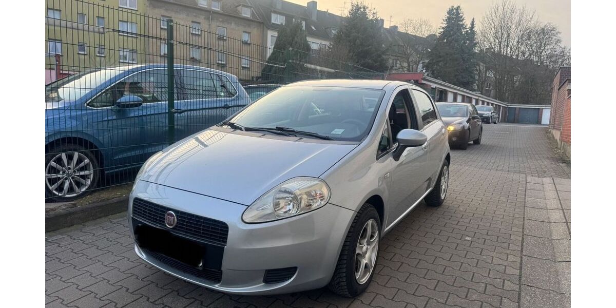 Fiat Grande Punto 115.000 km 2.500 &euro; Essen 45143