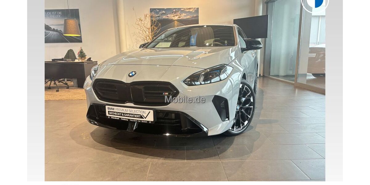 BMW M135 12.842 km 44.900 &euro; Duisburg 47119