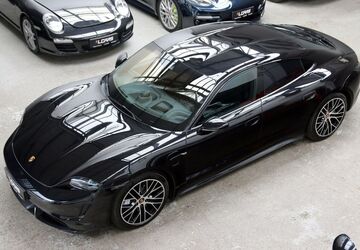 Porsche Taycan 112.636 km 59.990 &euro; Düsseldorf 40237