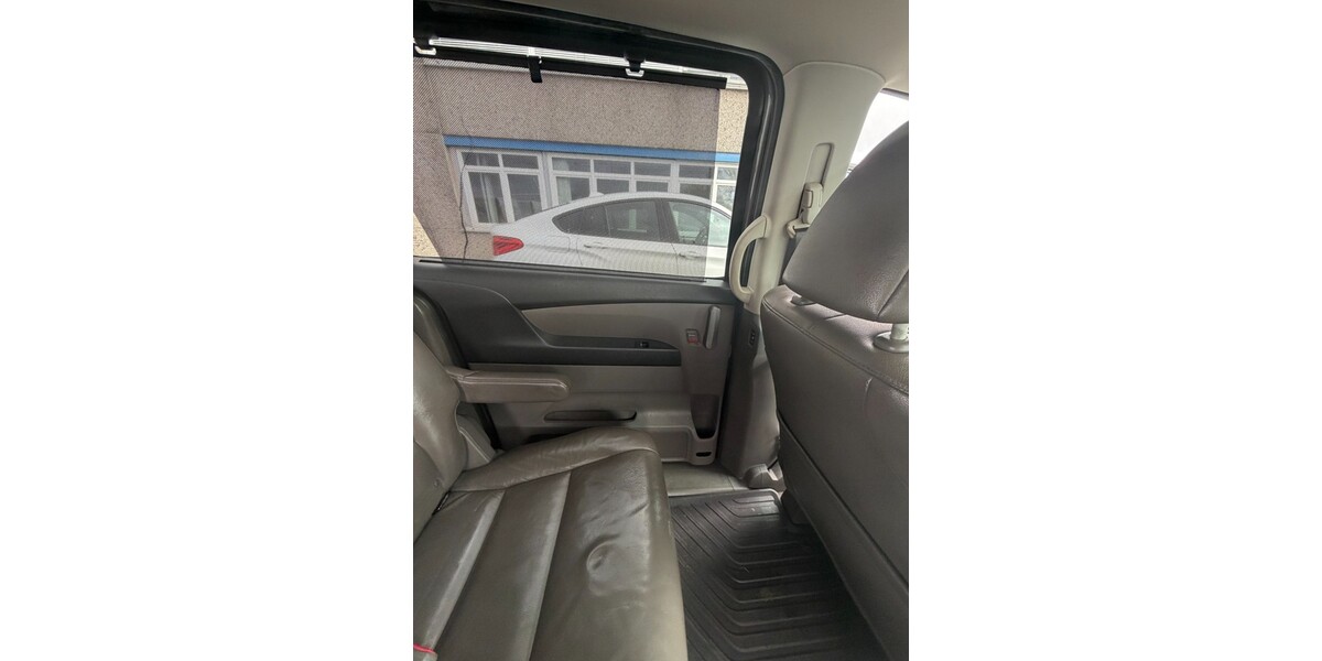 Honda Odyssey 208.000 km 12.499 &euro; Willich 47877