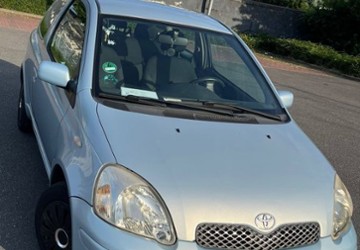 Toyota Yaris 179.000 km 2.000 &euro; Duisburg 47057