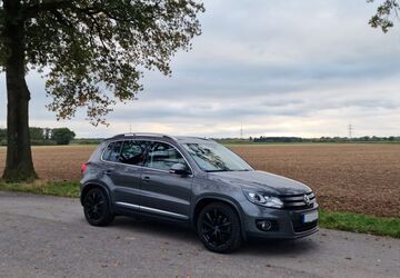 VW Tiguan 156.000 km 12.790 &euro; Duisburg 47269
