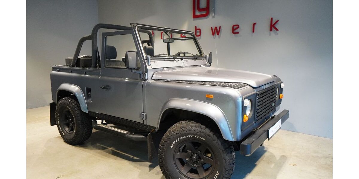 Land Rover Defender 79.000 km 59.941 &euro; Duisburg 47228