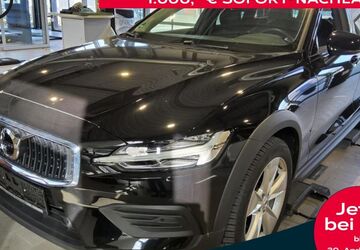 Volvo V60 Cross Country 29.518 km 31.750 &euro; Essen-Kray 45309