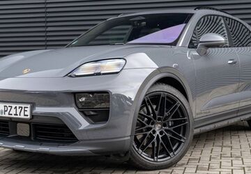 Porsche Macan 6.999 km 106.900 &euro; Moers 47441
