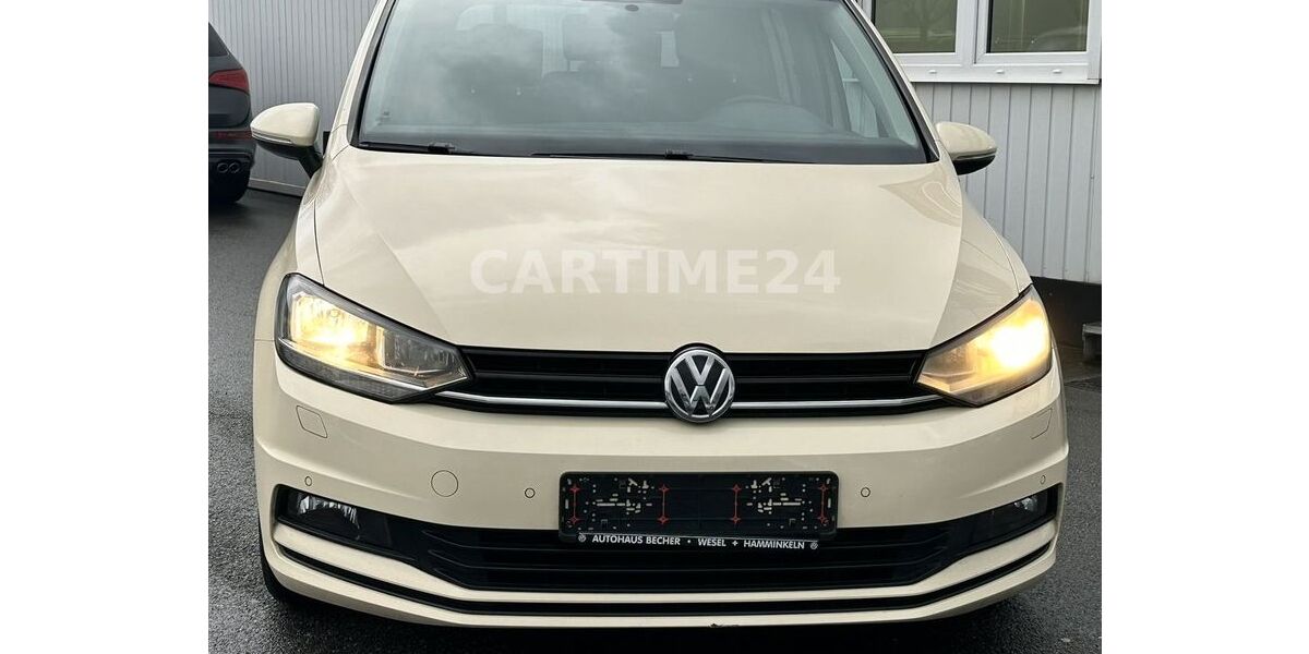 VW Touran 477.594 km 6.890 &euro; Oberhausen 46145