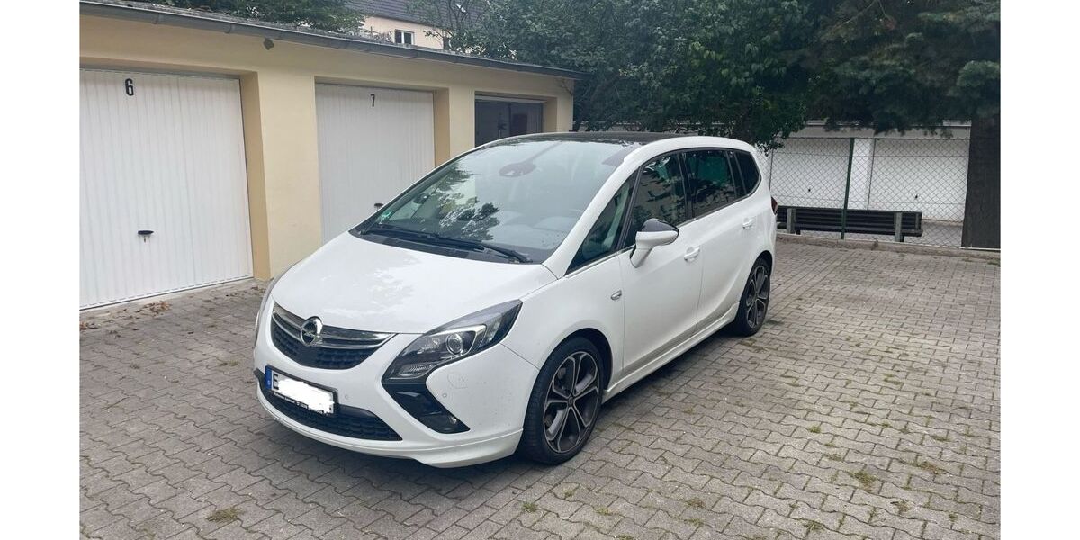 Opel Zafira Tourer 203.000 km 8.900 &euro; essen 45145