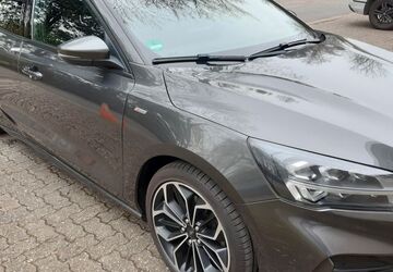 Ford Focus 100.000 km 11.888 &euro; Kamp-Lintfort 47475
