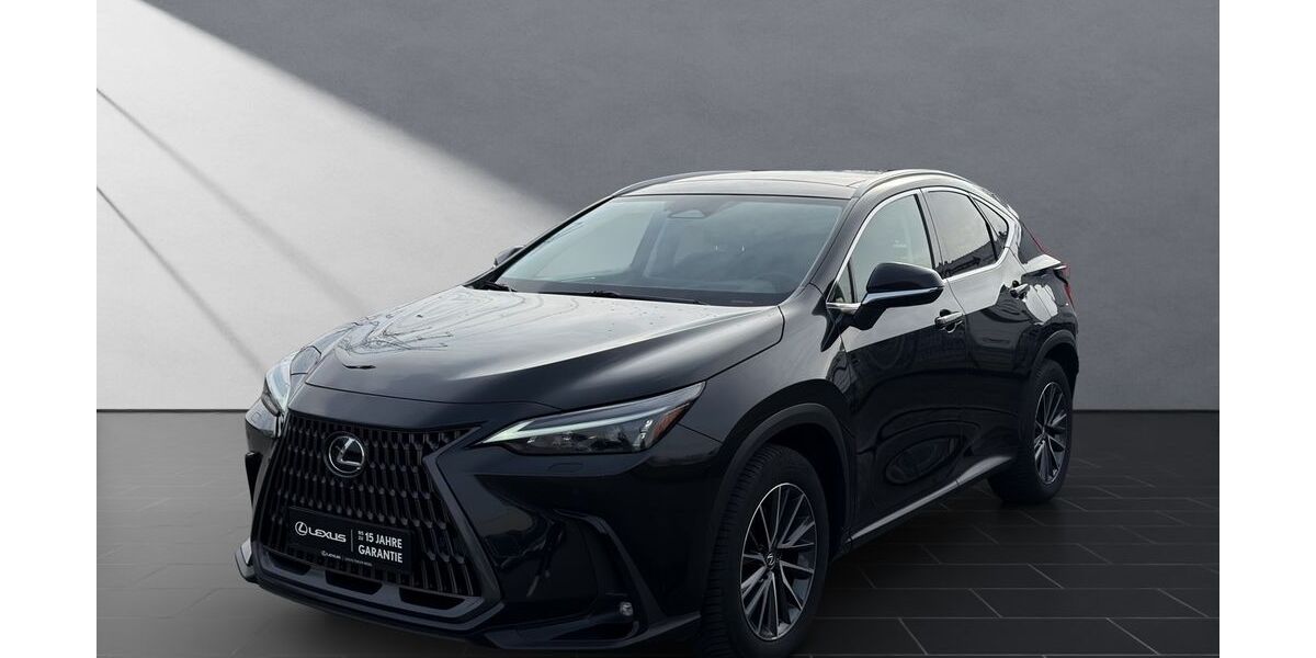 Lexus NX 350h 31.920 km 48.950 &euro; Wesel 46485
