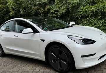 Tesla Model 3 52.600 km 27.300 &euro; Gelsenkirchen 45881