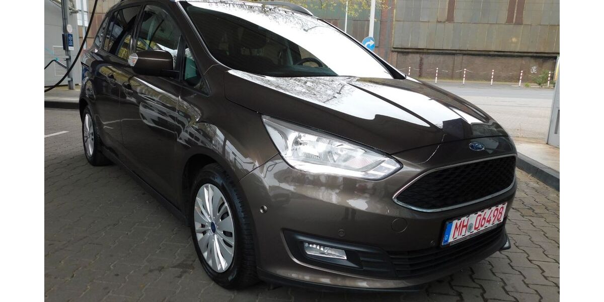 Ford Grand C-Max 94.088 km 9.999 &euro; Mülheim 45473