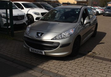 Peugeot 207 142.000 km 2.450 &euro; Duisburg 47139