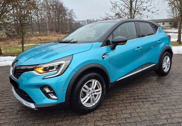 Renault Captur 95.000 km 12.650 &euro; Düsseldorf 40223