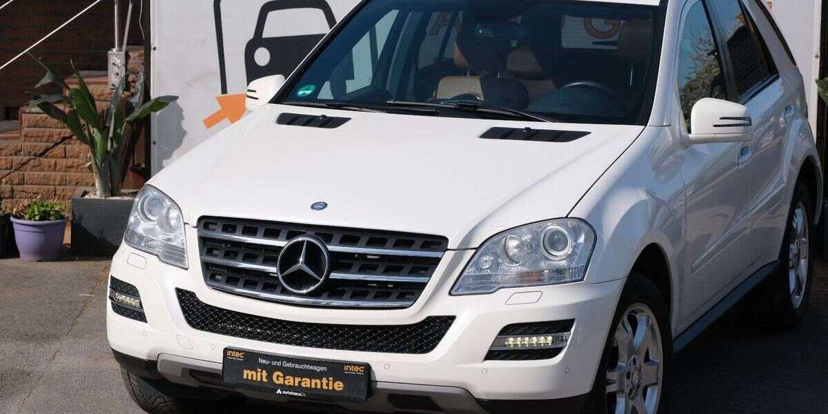 Mercedes-Benz ML 350 197.000 km 12.499 &euro; Duisburg 47169