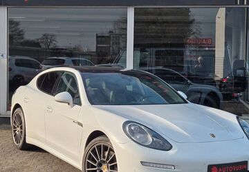 Porsche Panamera 99.307 km 37.900 &euro; Krefeld 47803