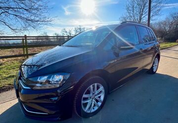 VW Golf Sportsvan 99.400 km 15.700 &euro; Essen 45134