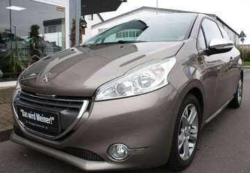 Peugeot 208 86.000 km 6.599 &euro; Kaarst 41564