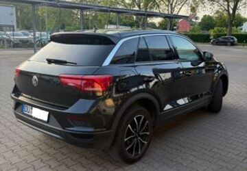 VW T-Roc 154.500 km 13.400 &euro; Duisburg 47166