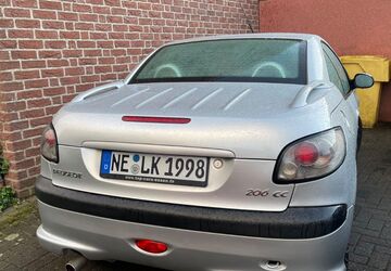 Peugeot 206 104.379 km 900 &euro; Neuss 41464