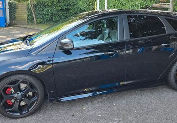 Ford Focus 84.000 km 15.500 &euro; Düsseldorf 40231
