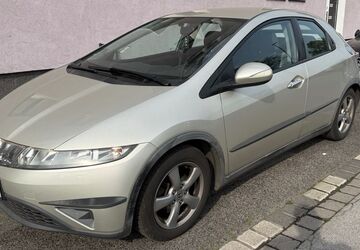 Honda Civic 146.000 km 3.950 &euro; Duisburg 47169
