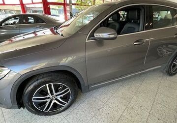 Mercedes-Benz GLA 200 39.660 km 31.500 &euro; Duisburg 47138