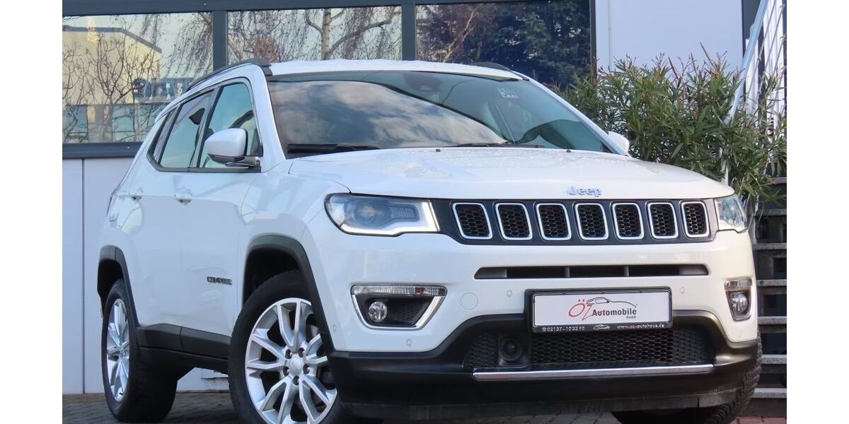 Jeep Compass 29.858 km 18.490 &euro; Neuss 41469