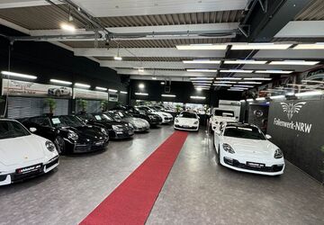 Porsche Panamera 204.250 km 22.970 &euro; Krefeld 47800