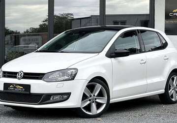 VW Polo 121.489 km 8.199 &euro; Duisburg 47167