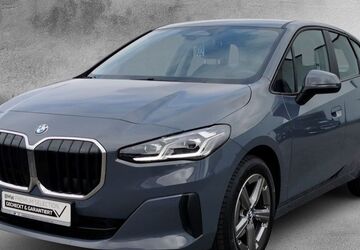 BMW 218 Active Tourer 7.910 km 30.360 &euro; Krefeld 47800