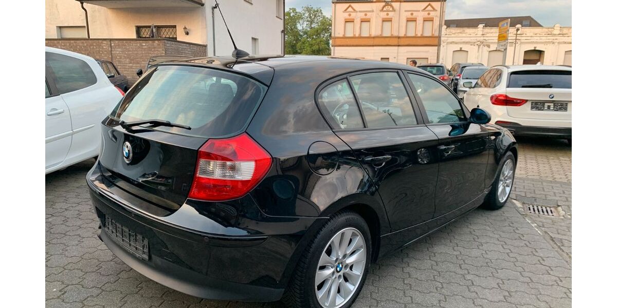 BMW 118 244.000 km 4.650 &euro; Moers 47443