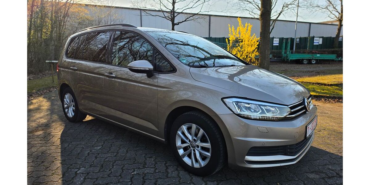 VW Touran 154.304 km 14.200 &euro; Dorsten 46282
