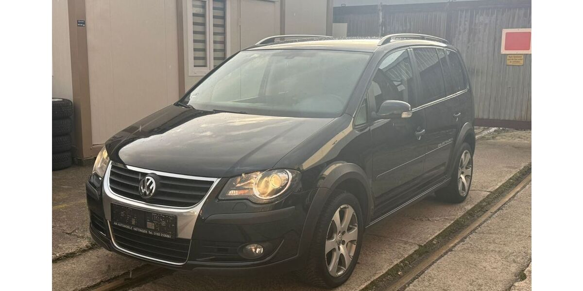 VW Touran 148.000 km 6.990 &euro; Hattingen 45525