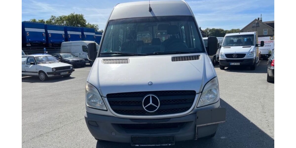Mercedes-Benz Sprinter 244.000 km 7.900 &euro; Essen 45127