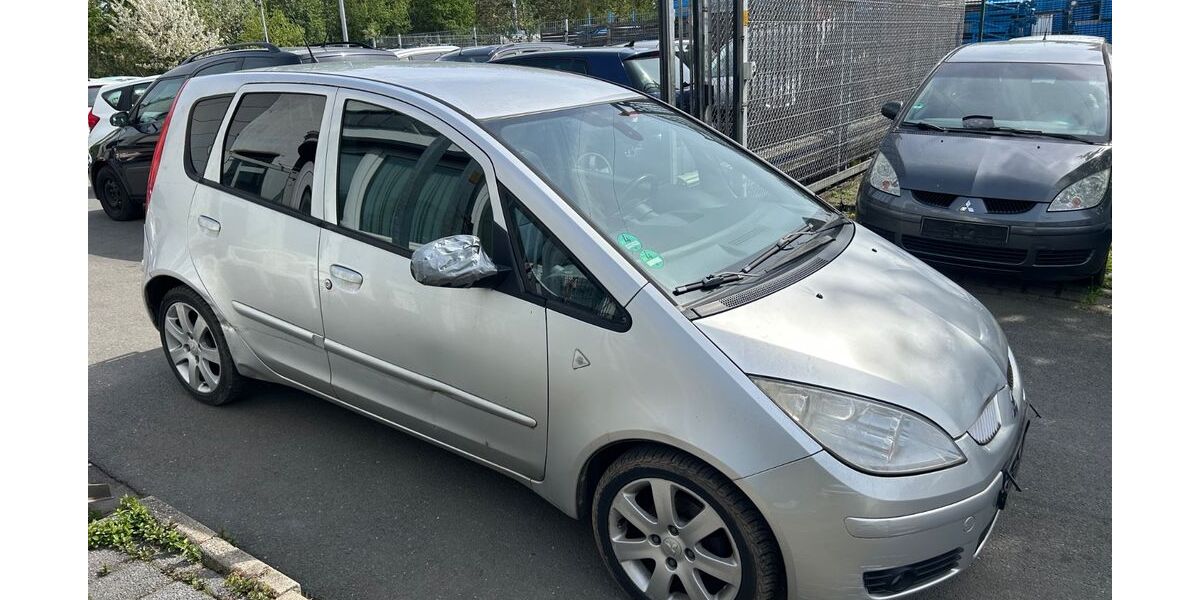 Mitsubishi Colt 210.000 km 590 &euro; Essen 45326