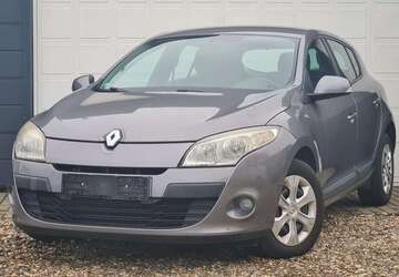 Renault Megane 114.000 km 6.499 &euro; Dinslaken 46539