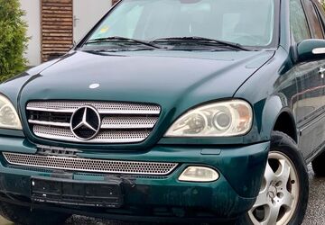 Mercedes-Benz ML 270 408.247 km 1.900 &euro; Gelsenkirchen 45884