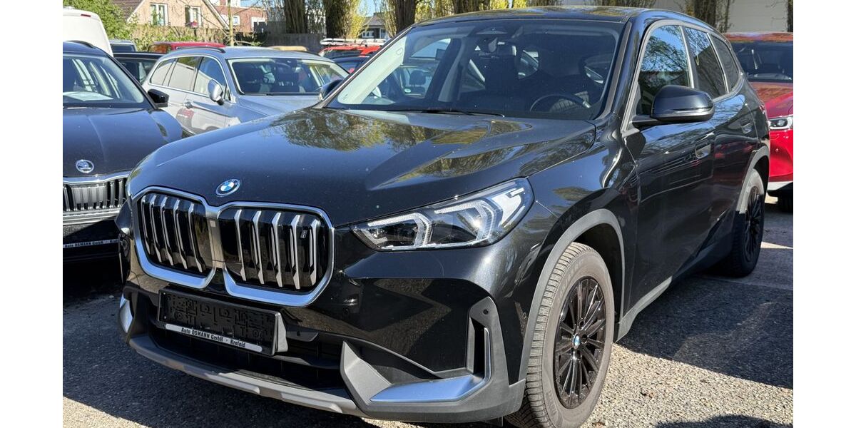 BMW iX1 54.494 km 31.350 &euro; Krefeld 47805