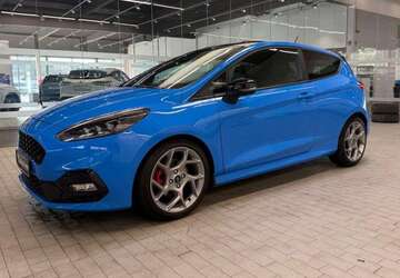 Ford Fiesta 23.423 km 22.990 &euro; Oberhausen 46047