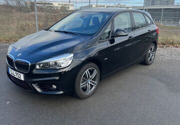 BMW 220 Active Tourer 123.000 km 11.998 &euro; Düsseldorf 40474