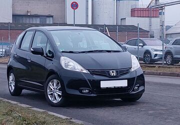 Honda Jazz 74.212 km 8.400 &euro; Neuss 41460